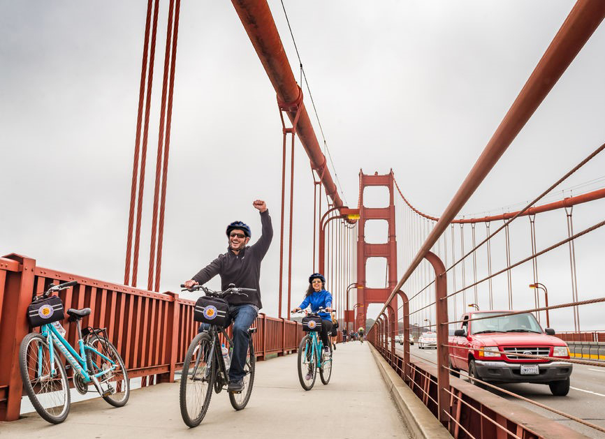 biking on golden gate bridge - bay city bike
