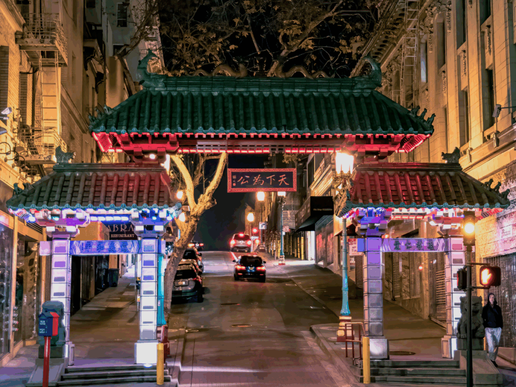 arch in san francisco's chinatown lit up at night